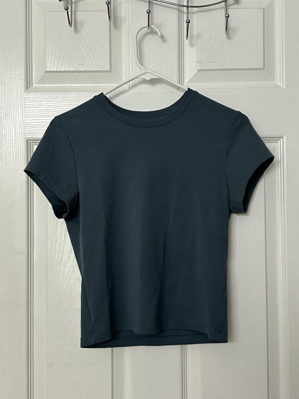 Uniqlo Blue Gray Crew Neck T-Shirt Women's Medium Casual Basic Minimal *Stains*
